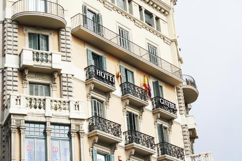 Hotel Ginebra Барселона Екстер'єр фото