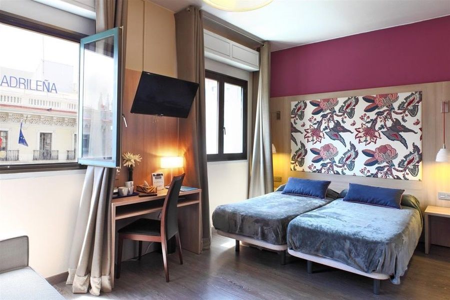 Hotel Ginebra Барселона Екстер'єр фото